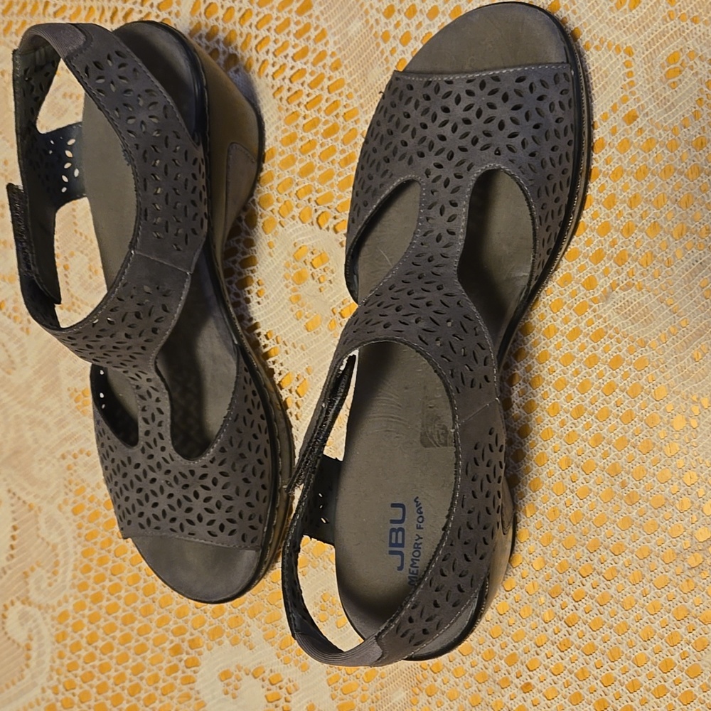 JBU by Jambu Chloe Gray Vegan Leather Memory Foam Laser Cut Wedge Sandals - Picture 4 of 10